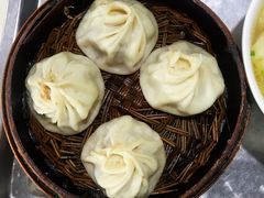 蟹粉小笼-绿杨馄饨临顿路店