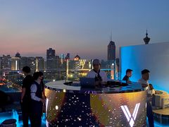 -VENU+海景酒廊