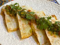 -LESCEDARS Brasserie Bistro香柏树