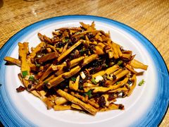 外婆菜炒笋片-渝信川菜(长安店)