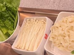 -七欣天香辣蟹火锅(闵行浦江欢乐颂店)