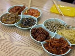 -晓宇盒饭(民安街店)