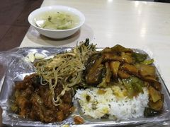 -晓宇盒饭(民安街店)