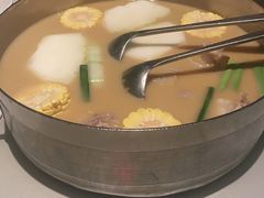 -肥仔文澳门猪骨煲(南京西路店)