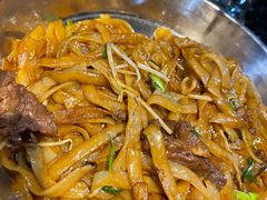 干炒牛河-牛一煲美食(江高店)