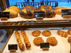 海盐面包-BONBON BAKERY