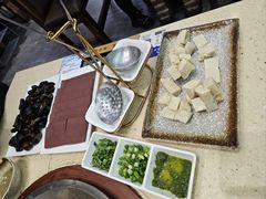 -313羊庄·羊肉火锅烧烤(李村店)