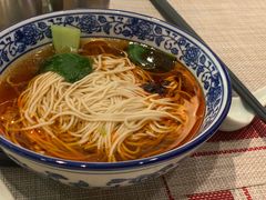 面-飨食汇全日制餐厅·昆山皇冠假日酒店(九方店)