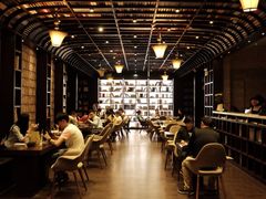 -钟书阁(松江泰晤士小镇店)