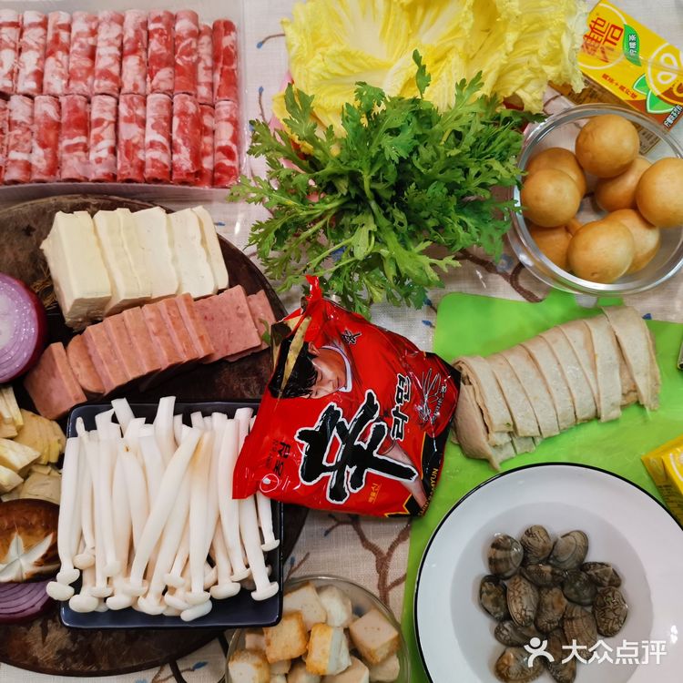 懒人食谱｜咕嘟咕嘟满满一锅部队火锅🥘