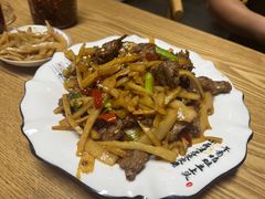 -牛八宝桂林米粉(八里庄店)