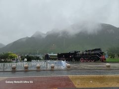 -百里峡七彩艺术小镇