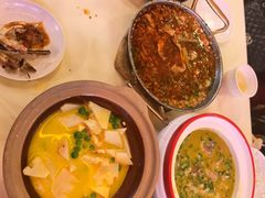 -霄汉牛三鲜湖北砂锅菜(万松园2店)