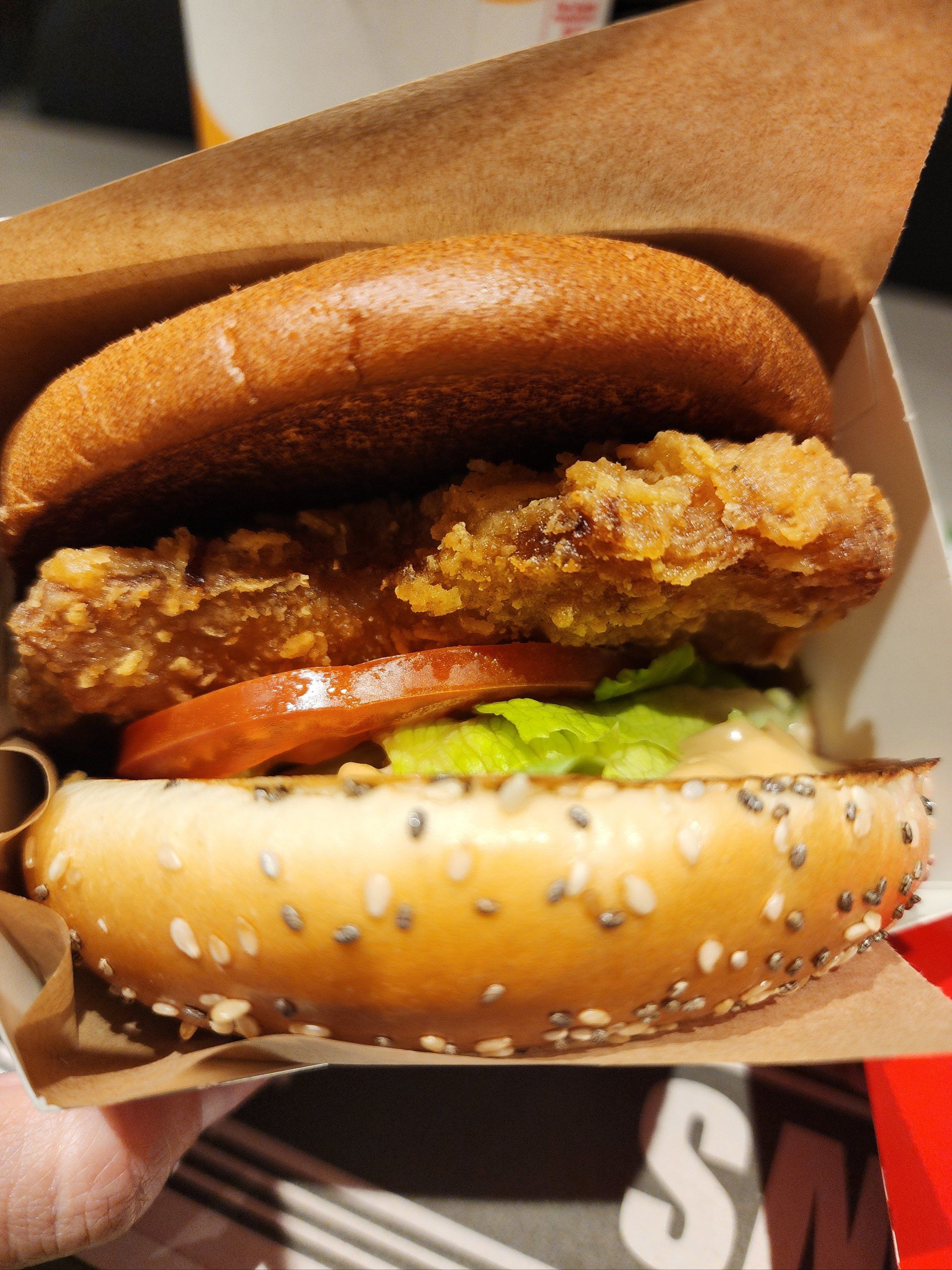 麦当劳新品咔滋脆鸡腿堡终于吃上了❗嘎嘣脆