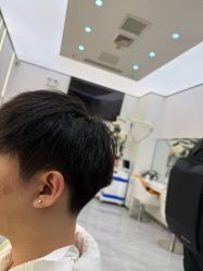 -豪斯塔美发连锁