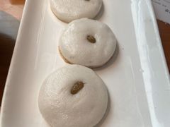 米粑粑-莲餐厅·湖北菜·潜江小龙虾店(愚园路店)