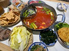 -王奋斗贵州酸汤牛肉火锅