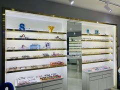 -视野联行眼镜蔡司·依视路官方授权店(顺城店)