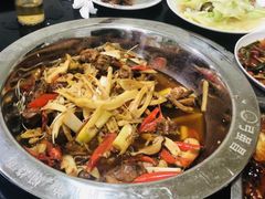 -弓虽昌焖烧鸡(大竹林店)