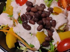 佳园沙拉-猪啊牛呀羊啊铜盘烤肉(正大广场店)