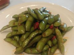 -鱼鲜饭香·招牌汽锅剁椒鱼头王