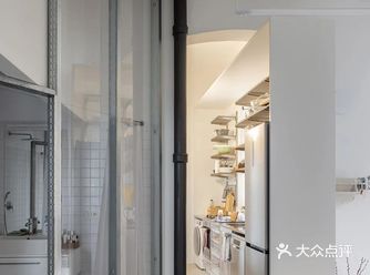 一场简洁的、关于几何空间的体验