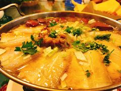 -闯关东东北农家菜(崂山石老人店)