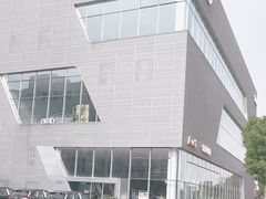 -上海永达奥诚奥迪4S店(申江路店)