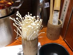 -独食火锅·半米屋台(直营总店)