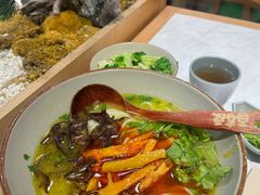 -百春原湖南牛肉粉(百联世纪店)