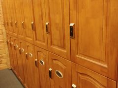 更衣室-达蓬山温泉