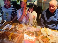 -喝丢一只鞋辣炒海鲜小烧烤(三八广场店)