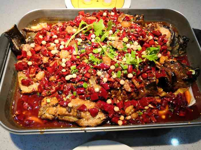 歆鱼坊鲜烤全鱼(国芳百货店)-"知道花千代烤鱼已经很久了,但是从来都