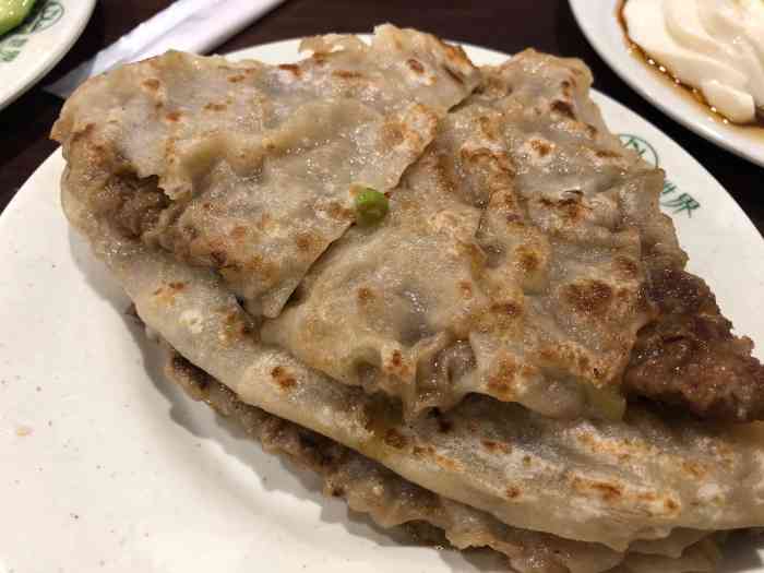 清真永恒华威肉饼(亚运村店)-"这家不像东三环那家人总是太多,肉饼上
