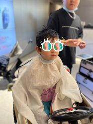-PE SALON