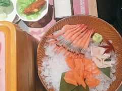 -牛YO寿喜烧·铁板烧和牛火锅自助(市府恒隆店)