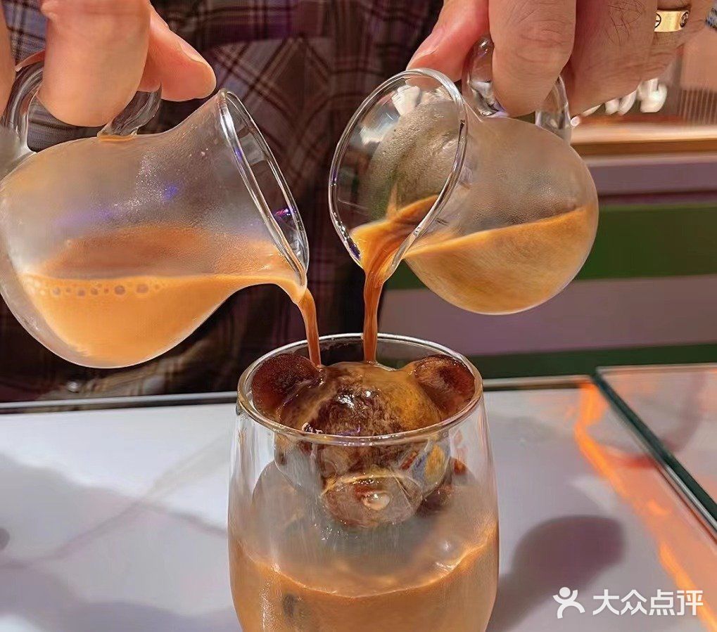 是我在茶餐厅喝过最浓的港式奶茶了 价格也是挺划算的