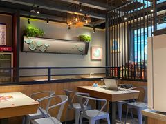 大堂-渝是乎酸菜鱼(龙旗购物中心店)