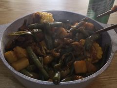 -内蒙焖面大盆骨餐馆(山大路店)