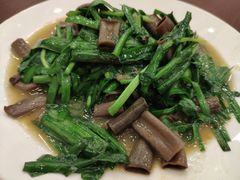 韭菜炒海肠-林之六八·6886大连老菜馆