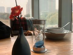 -蜜桃餐厅·伴山(湖滨商业街店)