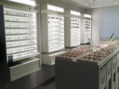 -目艮眼镜SHOWROOM(品牌集合店)