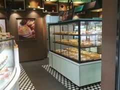 面包甜点陈列柜-圣安娜饼屋