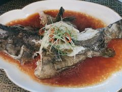 -香山湖渔家大院