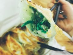 -阿洪锅贴王(小吃城店)