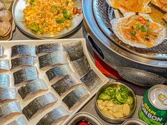 -围炉肉舍•炭烤活鳗•丹东海鲜烤肉(步行街店)