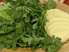 -菌之家·专业纯野生菌火锅·特色炒菌