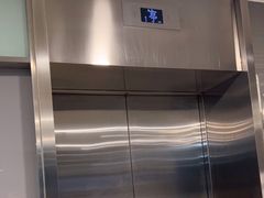 -新田360广场(上海华侨城店)