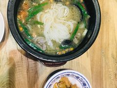 -蒙自源过桥米线(红谷滩万达店)