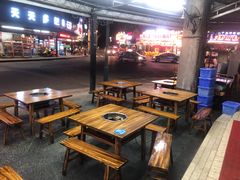 露天位-牛华八婆麻辣烫(起源店)